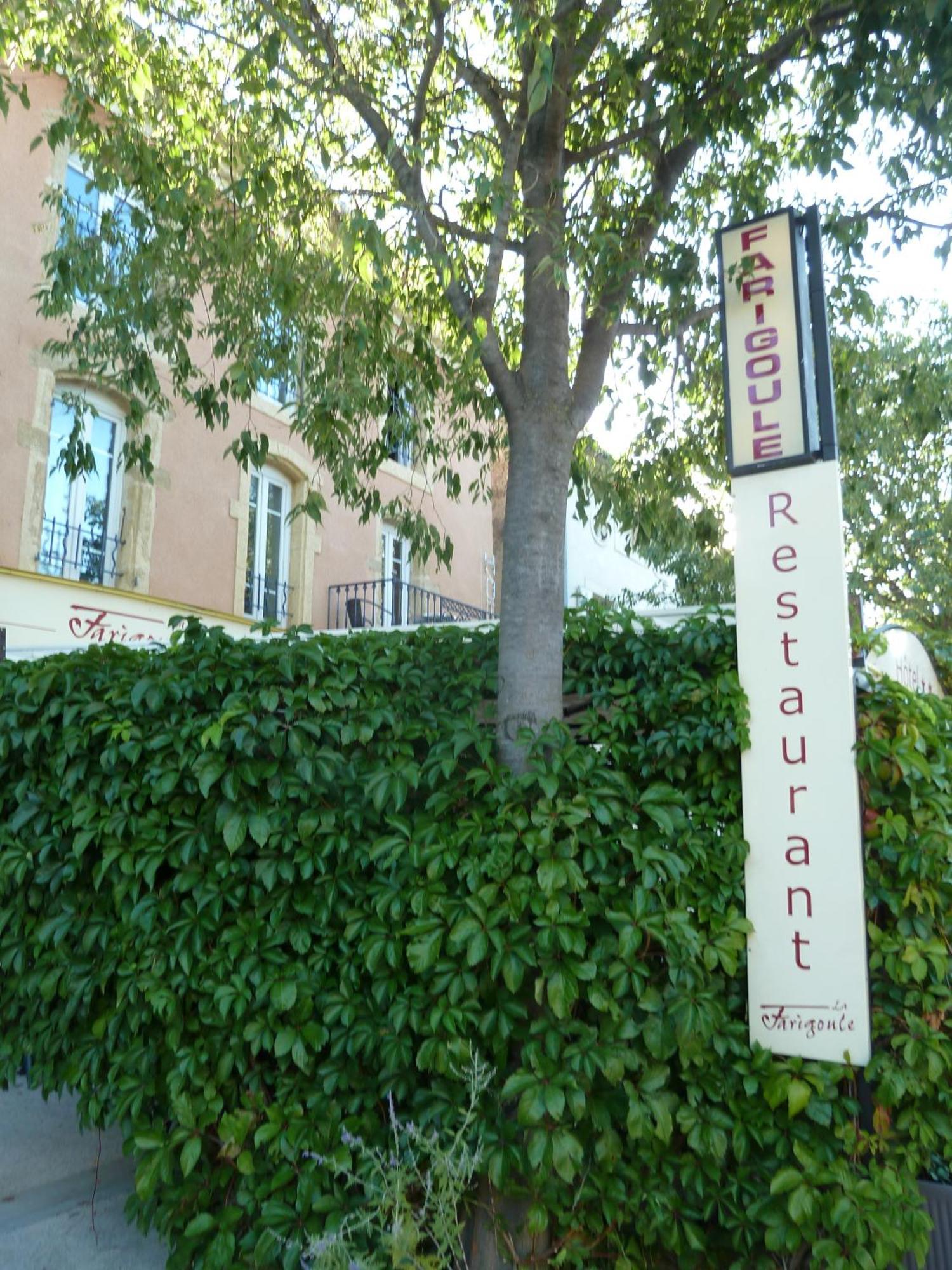 Logis Hotel Restaurant La Farigoule Sainte-Cecile-les-Vignes Экстерьер фото