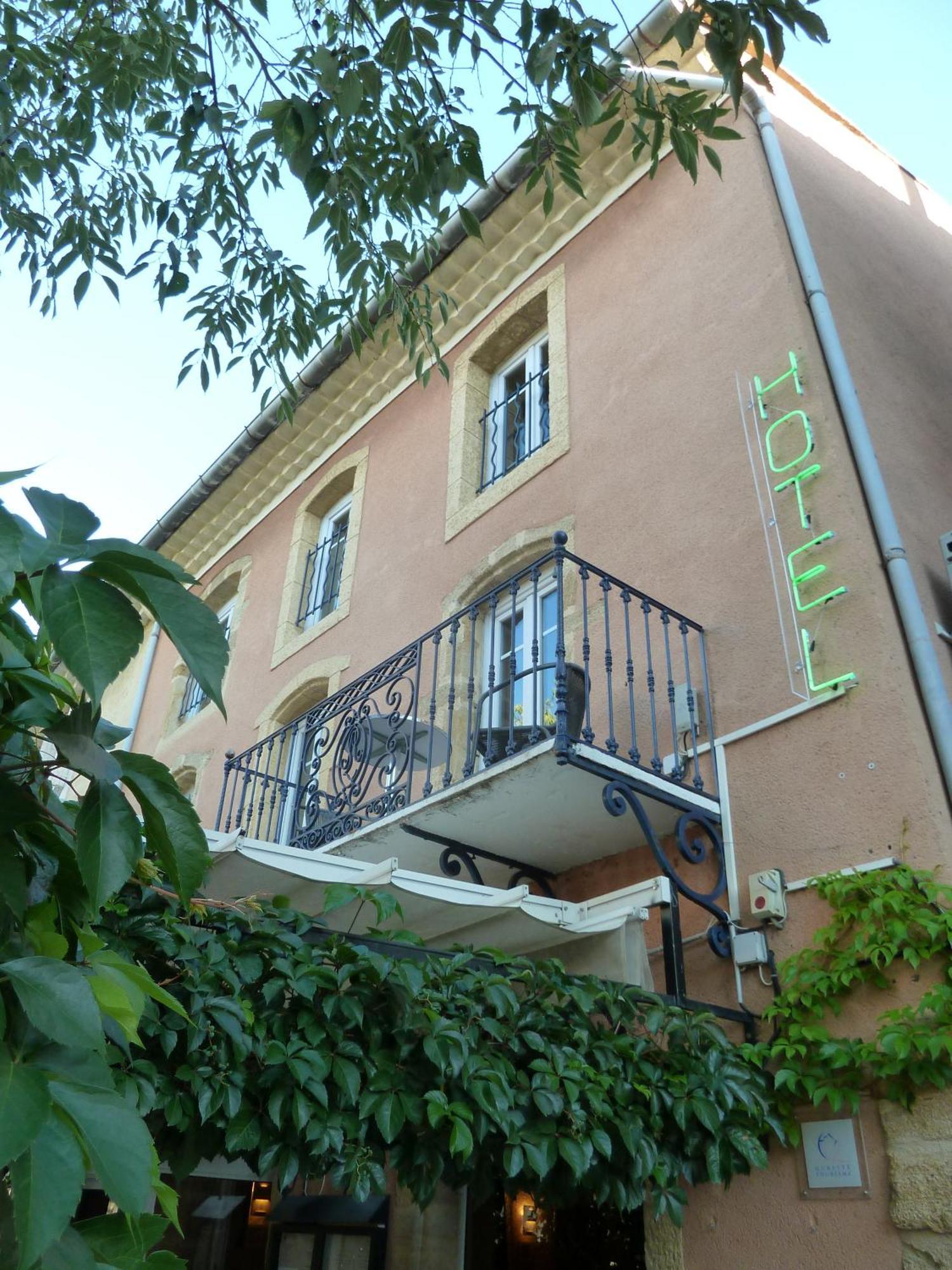 Logis Hotel Restaurant La Farigoule Sainte-Cecile-les-Vignes Экстерьер фото