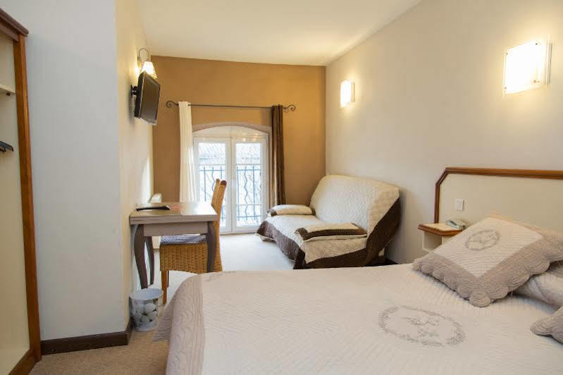 Logis Hotel Restaurant La Farigoule Sainte-Cecile-les-Vignes Экстерьер фото