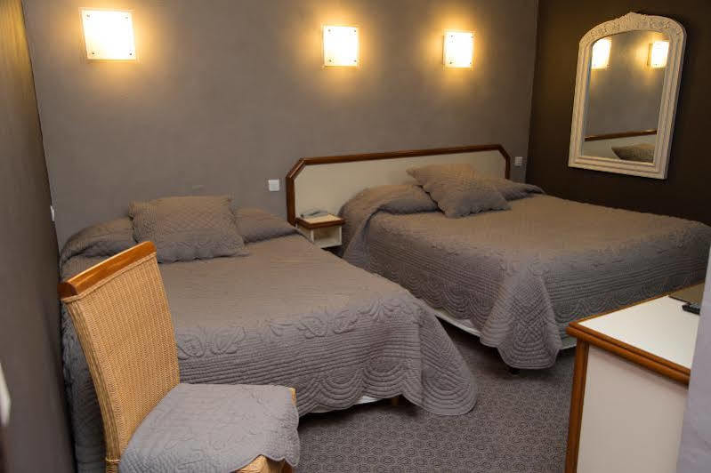 Logis Hotel Restaurant La Farigoule Sainte-Cecile-les-Vignes Экстерьер фото